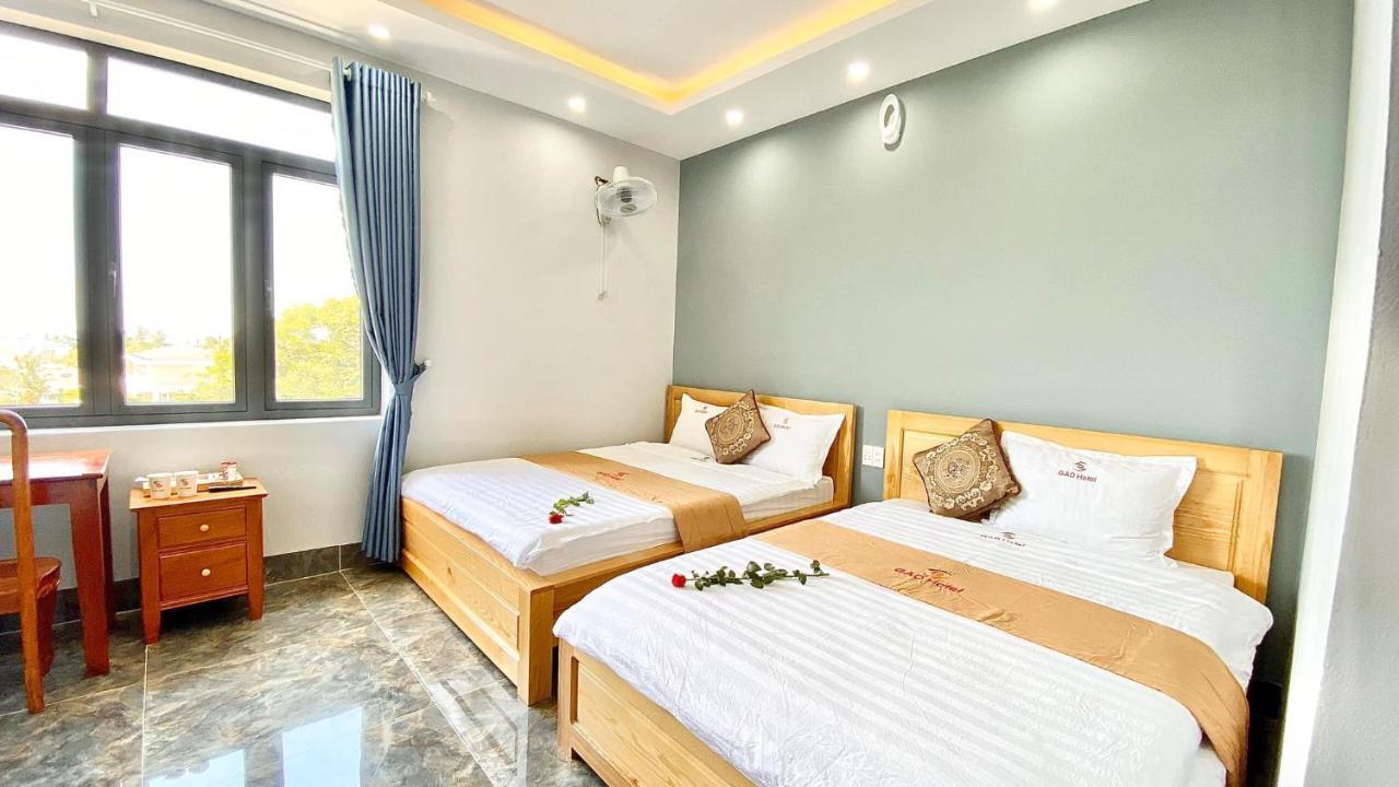 Gao Hotel Chi Khu Co Ong Exterior photo