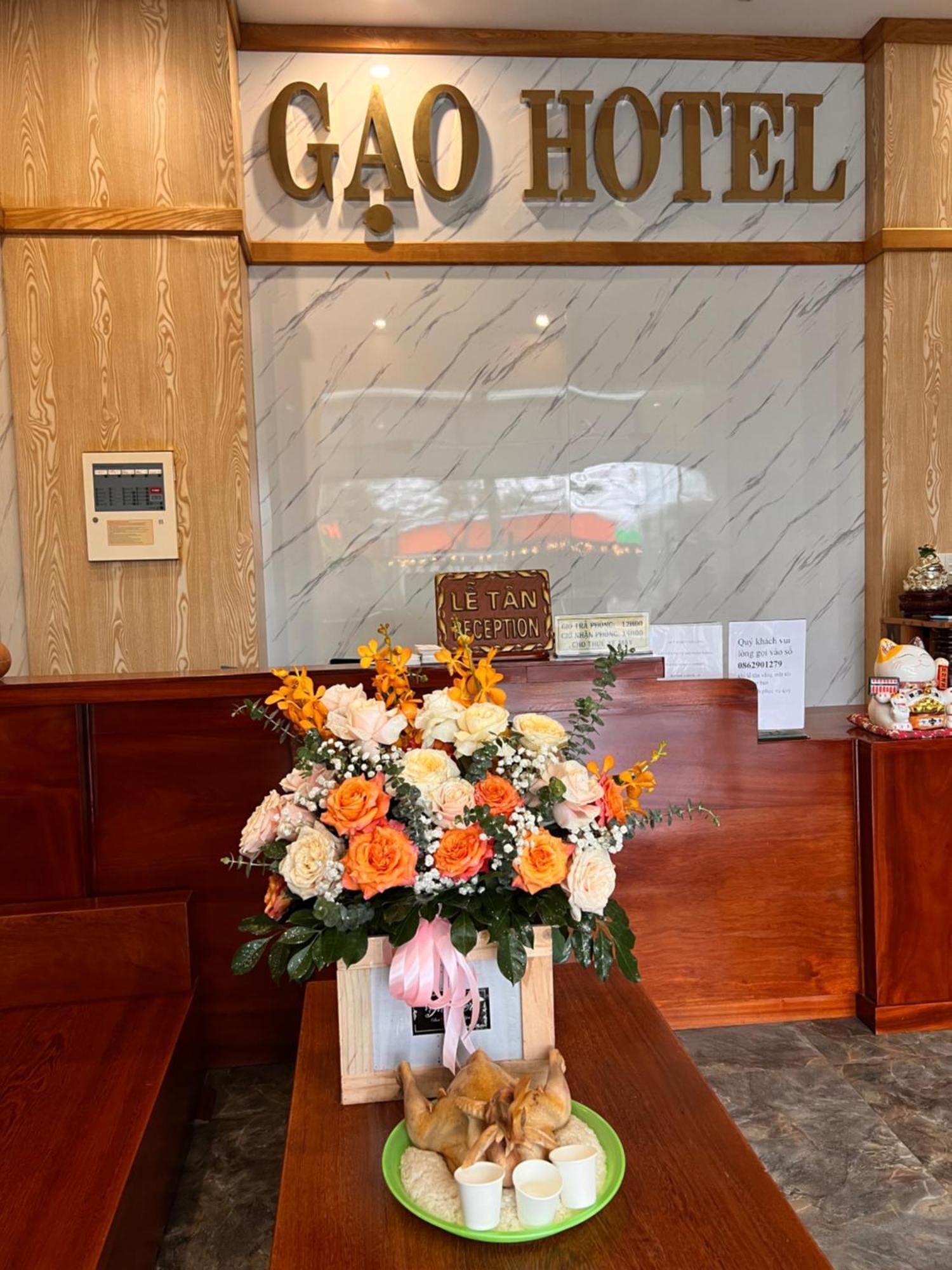 Gao Hotel Chi Khu Co Ong Exterior photo